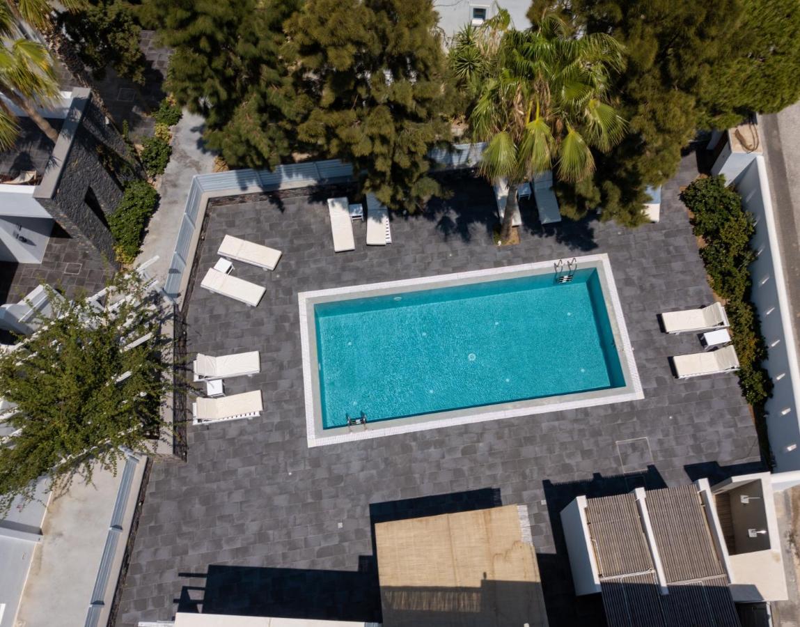 Meltemi Excelsior Suites Perissa  Bagian luar foto