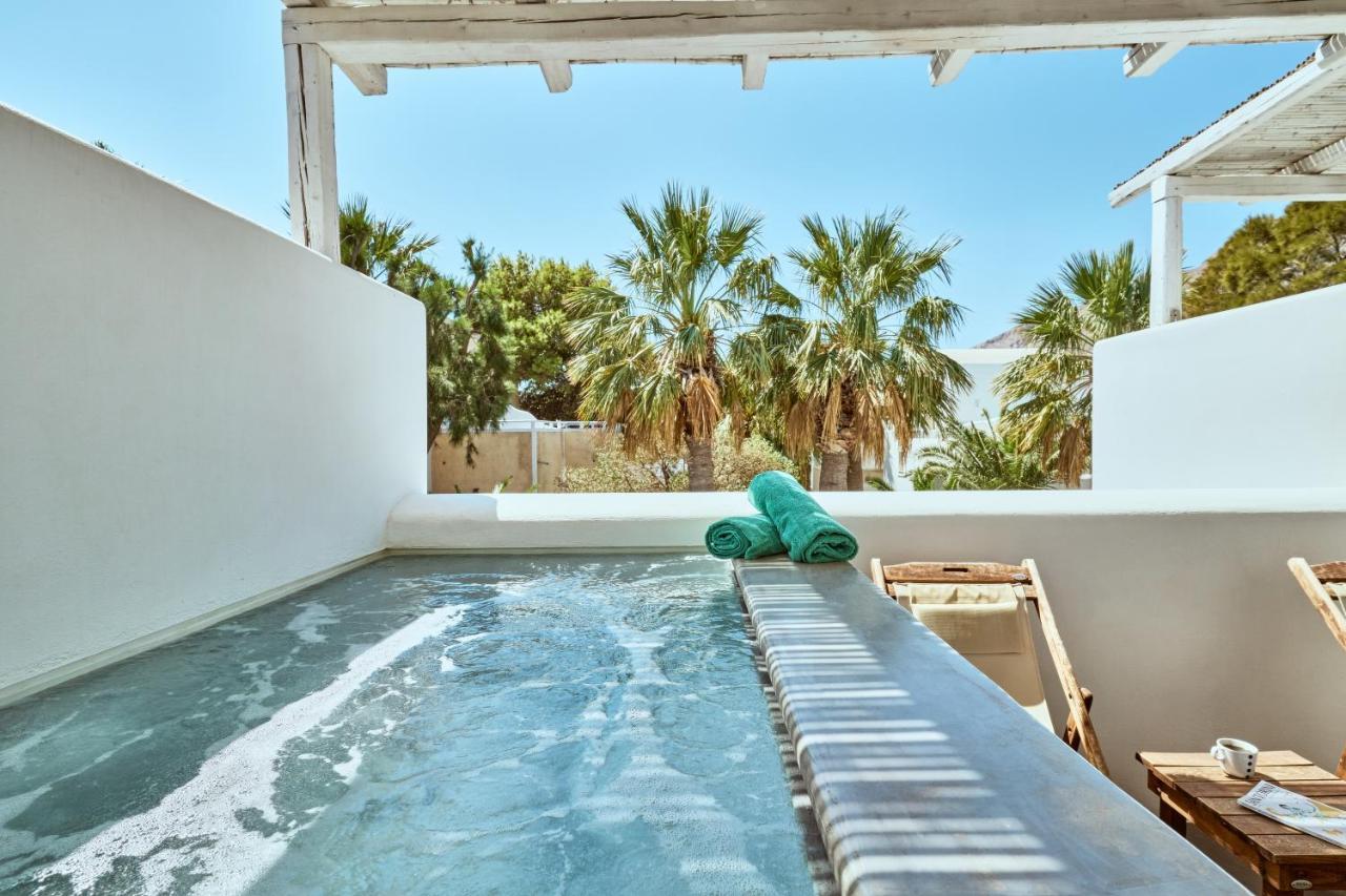 Meltemi Excelsior Suites Perissa  Bagian luar foto