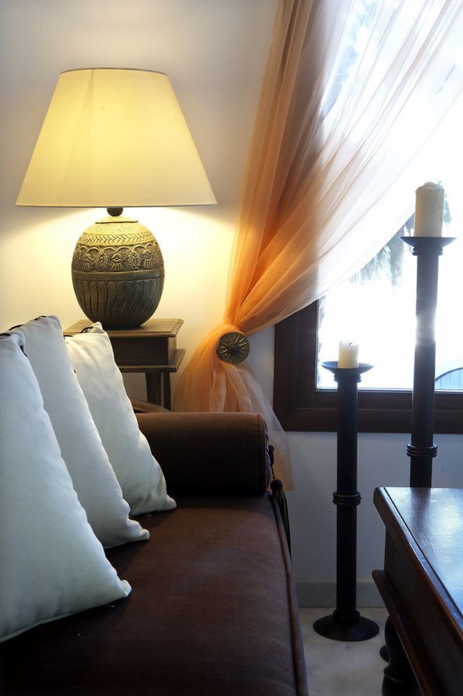 Meltemi Excelsior Suites Perissa  Bagian luar foto